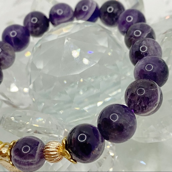 Nature Amethyst Quartz Bracelet - Picture 5 of 10